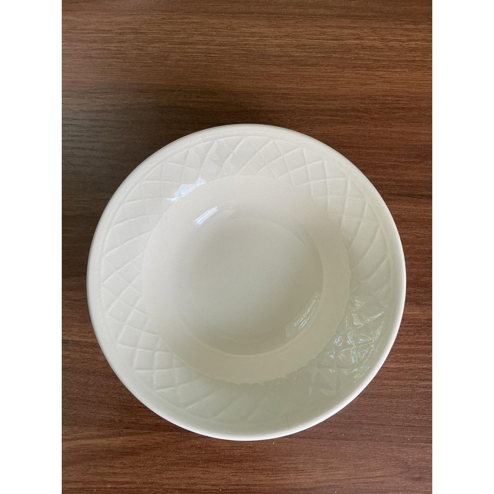 Vintage Franciscan Lattice Pattern Bowls Set of 4 - Picture 5 of 7